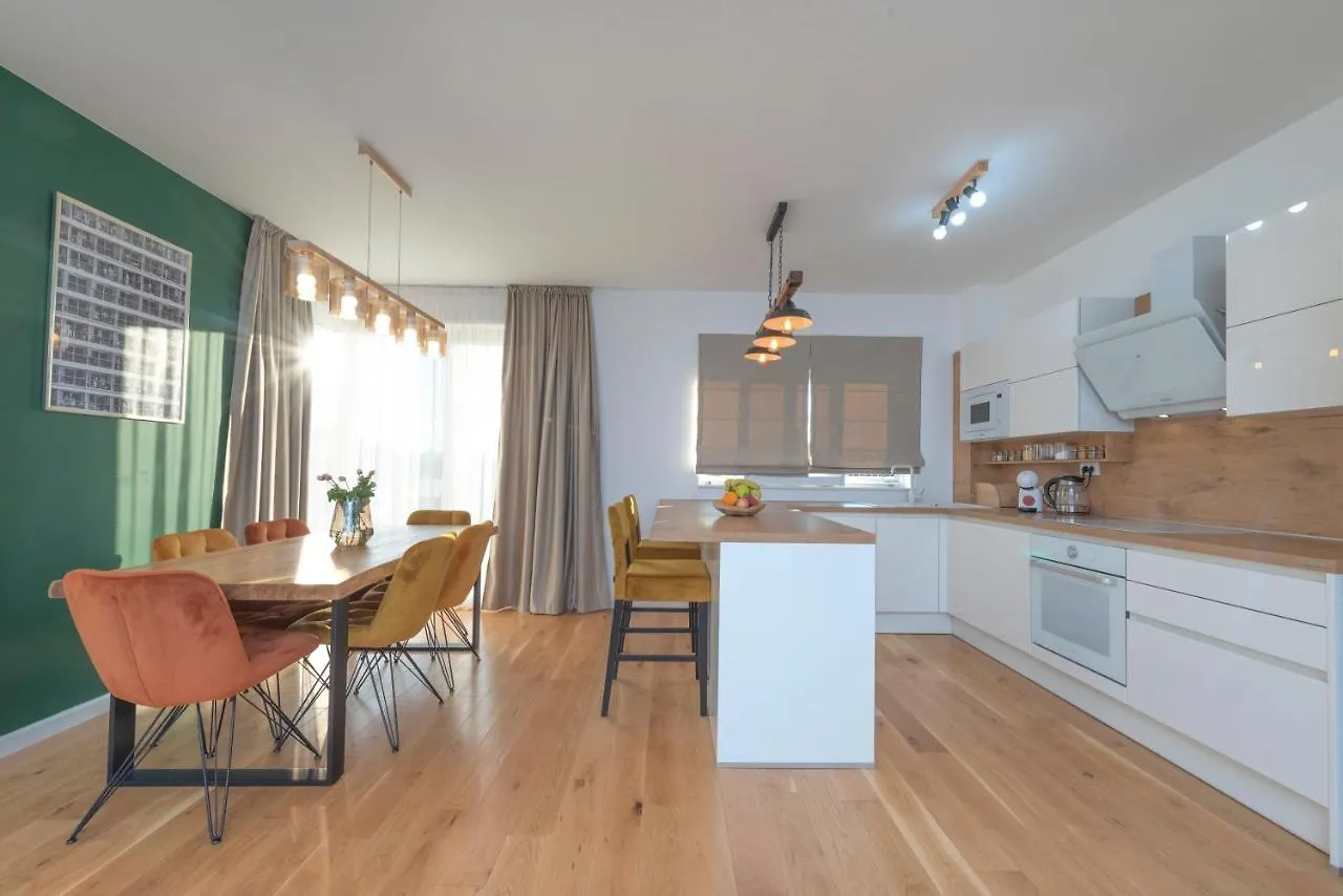 Sunny Bo Villa With A Heated Pool And Rooftop Jacuzzi Kastela 0*,