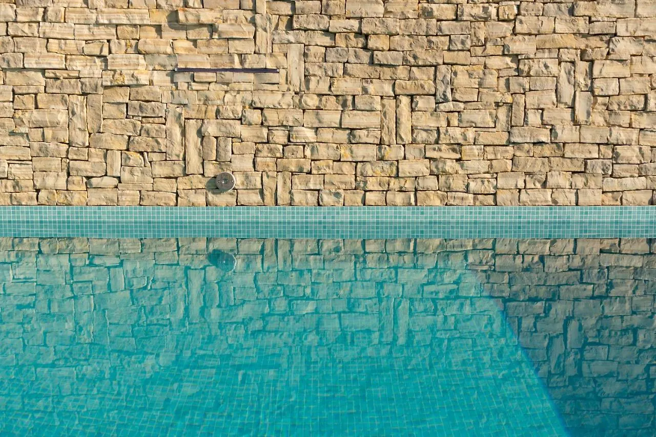 Sunny Bo Villa With A Heated Pool And Rooftop Jacuzzi Kastela